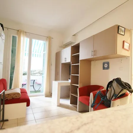Comte De Centre Apartment *